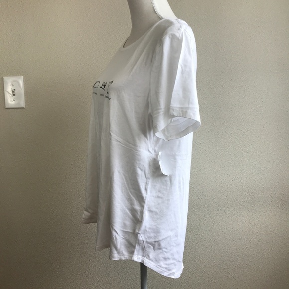 ⛔️Old Navy Graphic Print Everywhere Tee - Picture 3 of 7